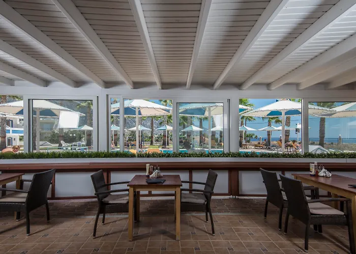 Mammis Beach Hotel